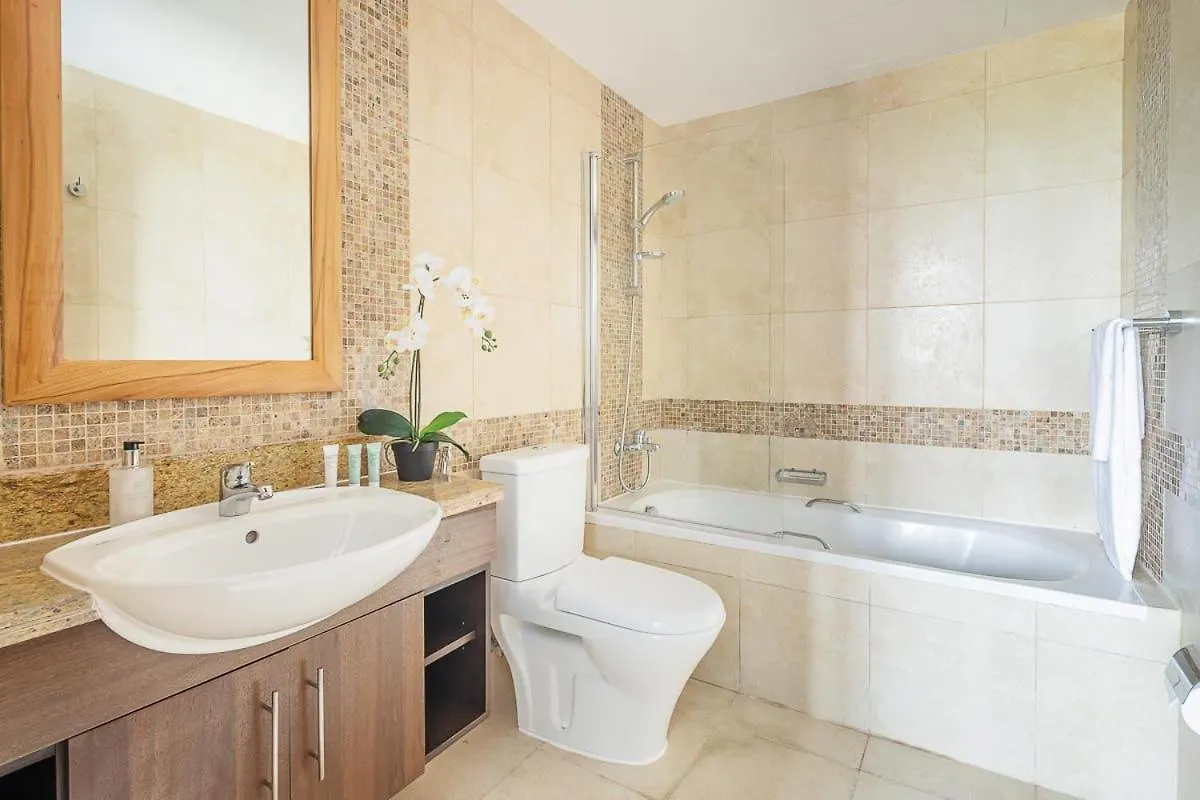 Apartment Daniels 1Br At The Greens With Golf Course View Dubai