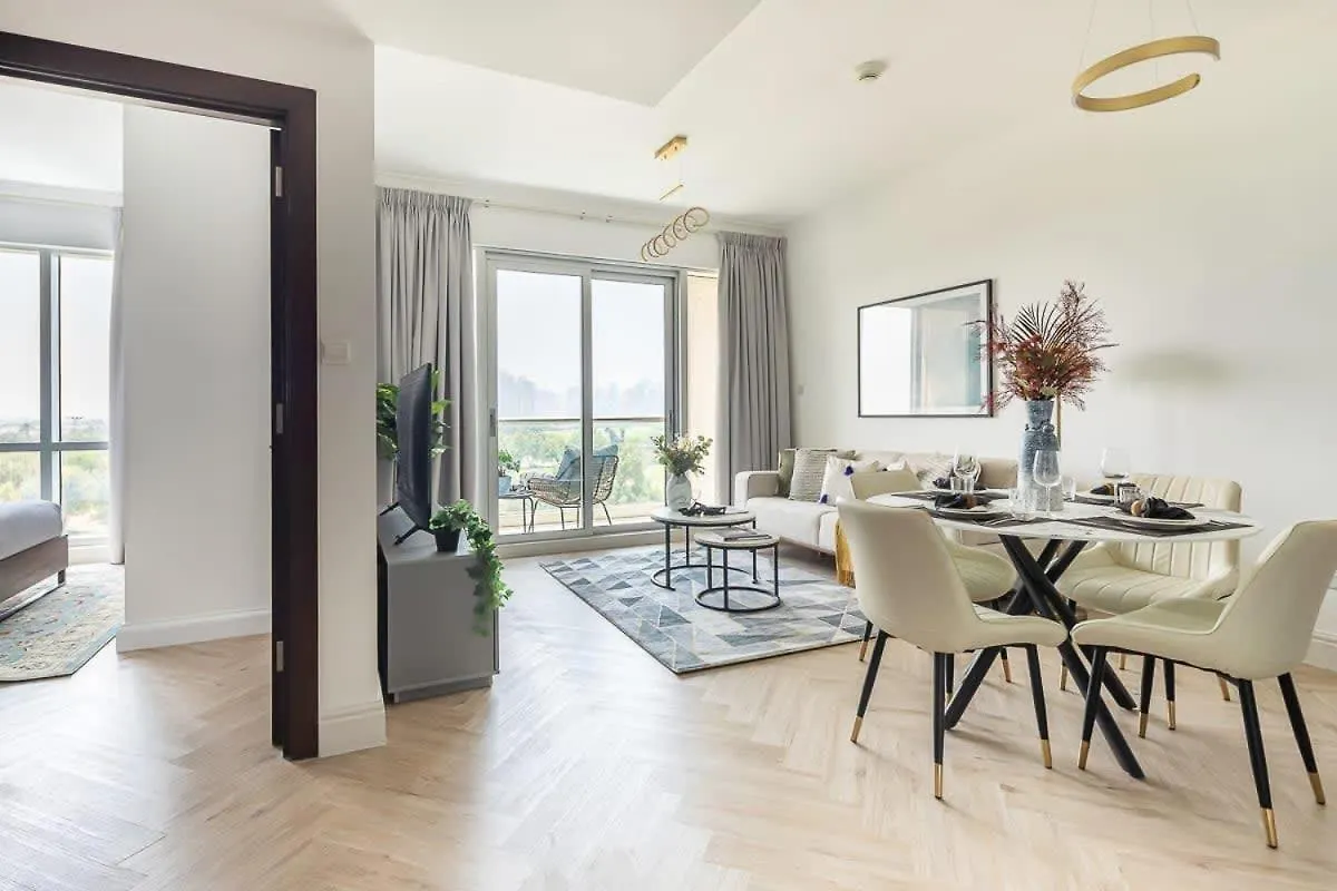 Daniels 1Br At The Greens With Golf Course View Dubai Apartment